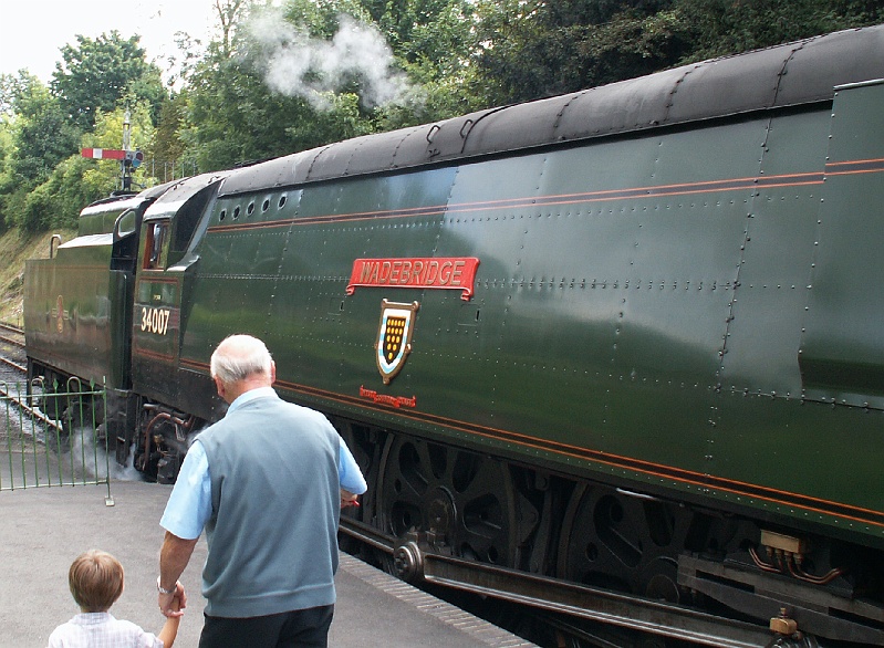 68 Watercress Line.JPG - KONICA MINOLTA DIGITAL CAMERA